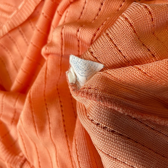 60s 70s Vintage Sleeveless Knit Button Down - Picture 4 of 7